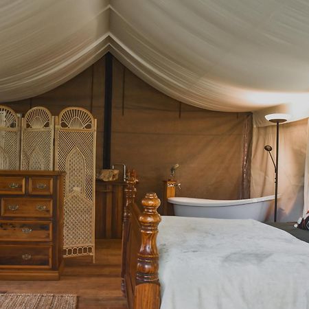 Silk Pavilions Glamping Mount Burrell Bagian luar foto